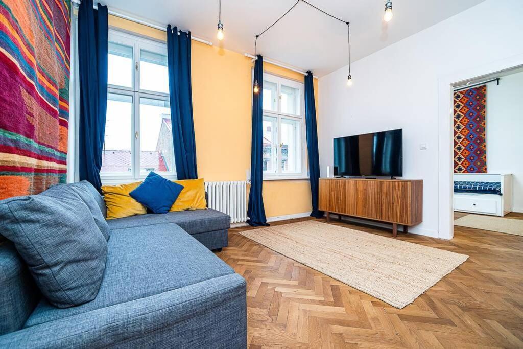 Appartement Elegant, Modern, 2-Bed Flat By Museum Of Prague Extérieur photo
