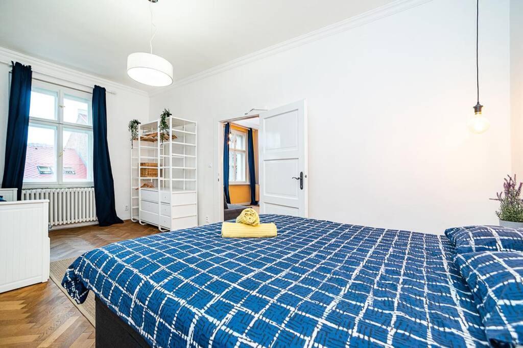 Appartement Elegant, Modern, 2-Bed Flat By Museum Of Prague Extérieur photo